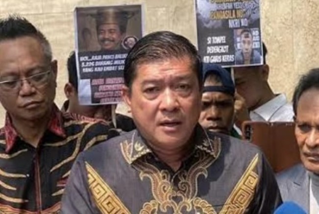 Ketum Relawan Solidaritas Merah Putih, Silfester Matutina. [Instagram]